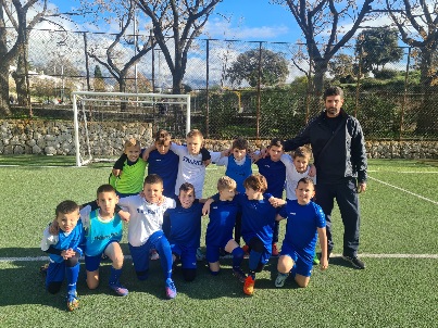 u10